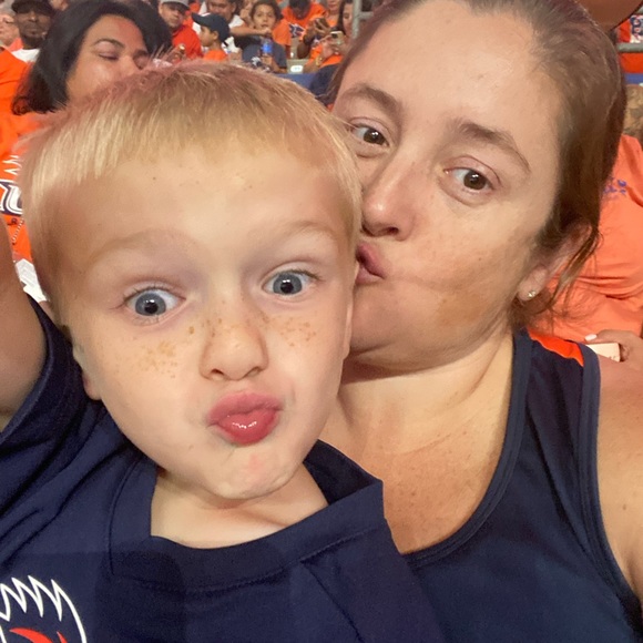 Meet your Posher, Melissa - Picture 6 of 7